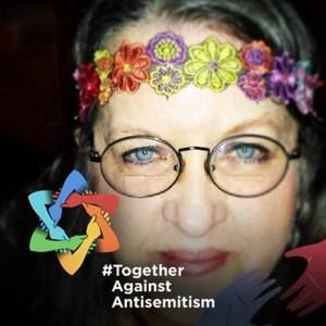 Meet your Posher, Deborah dellis